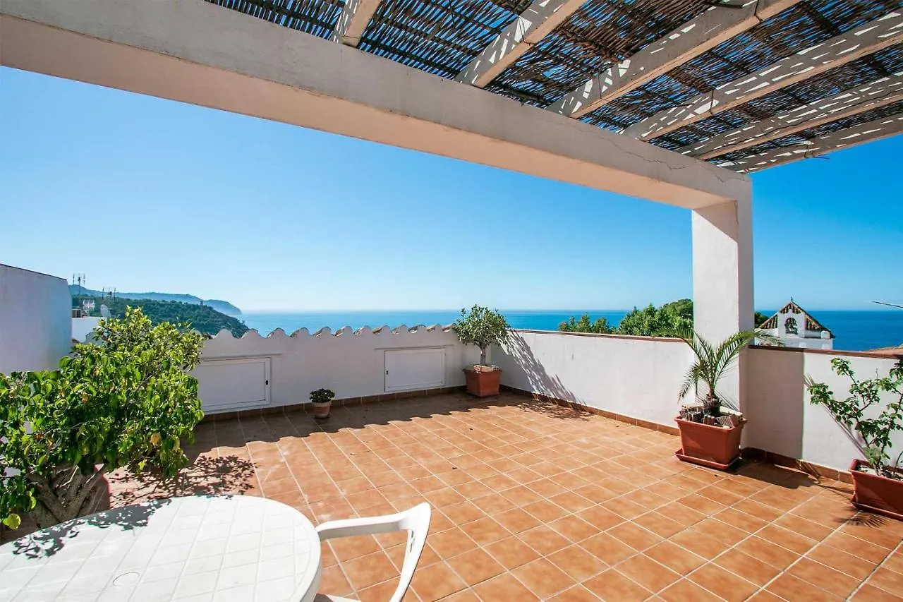 Apartamentos Casa Yoli En Maro Spain